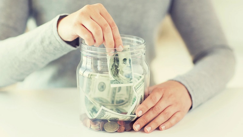 Ways on Managing Money and Saving Money